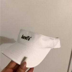 Levi tennis hat 🧢